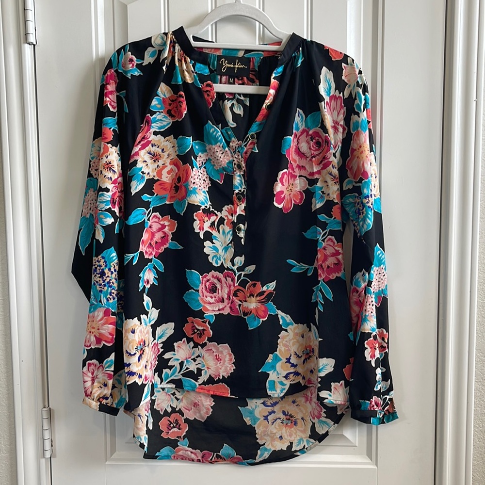 Yuni Kim Black Floral Blouse